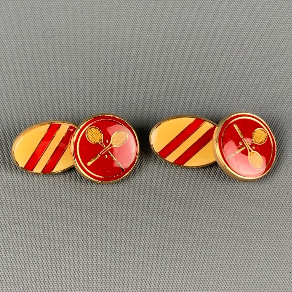 NO BRAND Red Gold Engraved Cuff Links